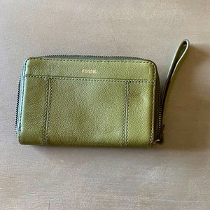 Fossil Wristlet